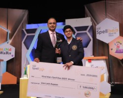 Animesh Panigrahi of IX B bagged First Prize in Mind Wars Spell Bee at National
Level and secured Cash Prize of ONE LAKH