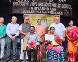 Smt S Shyamala – Pre –Primary & Sri Satyanaranayana – Office – Honoured for Rendering 25 Years Of Dedicated Service